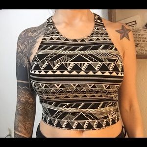 🌓 VICTORIA SECRET PINK GEOMETRIC CROP TOP